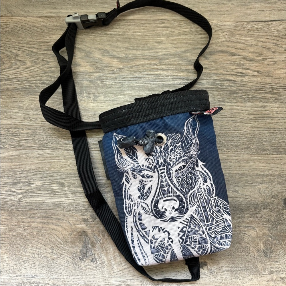 Krieg Chalk Bag